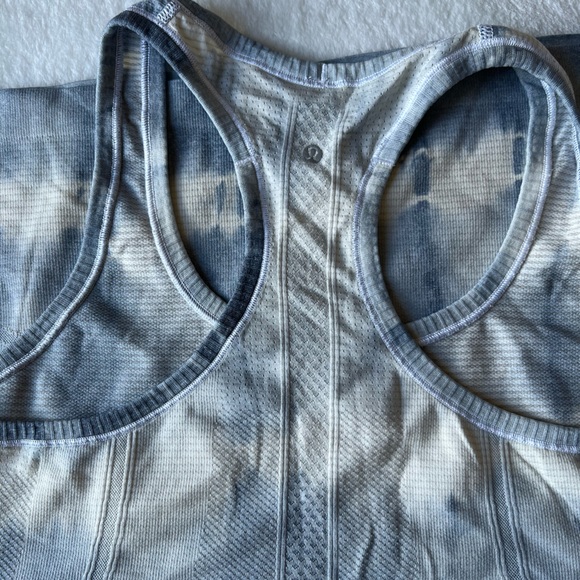 Lululemon Swiftly Tank Racerback dye - Picture 7 of 8